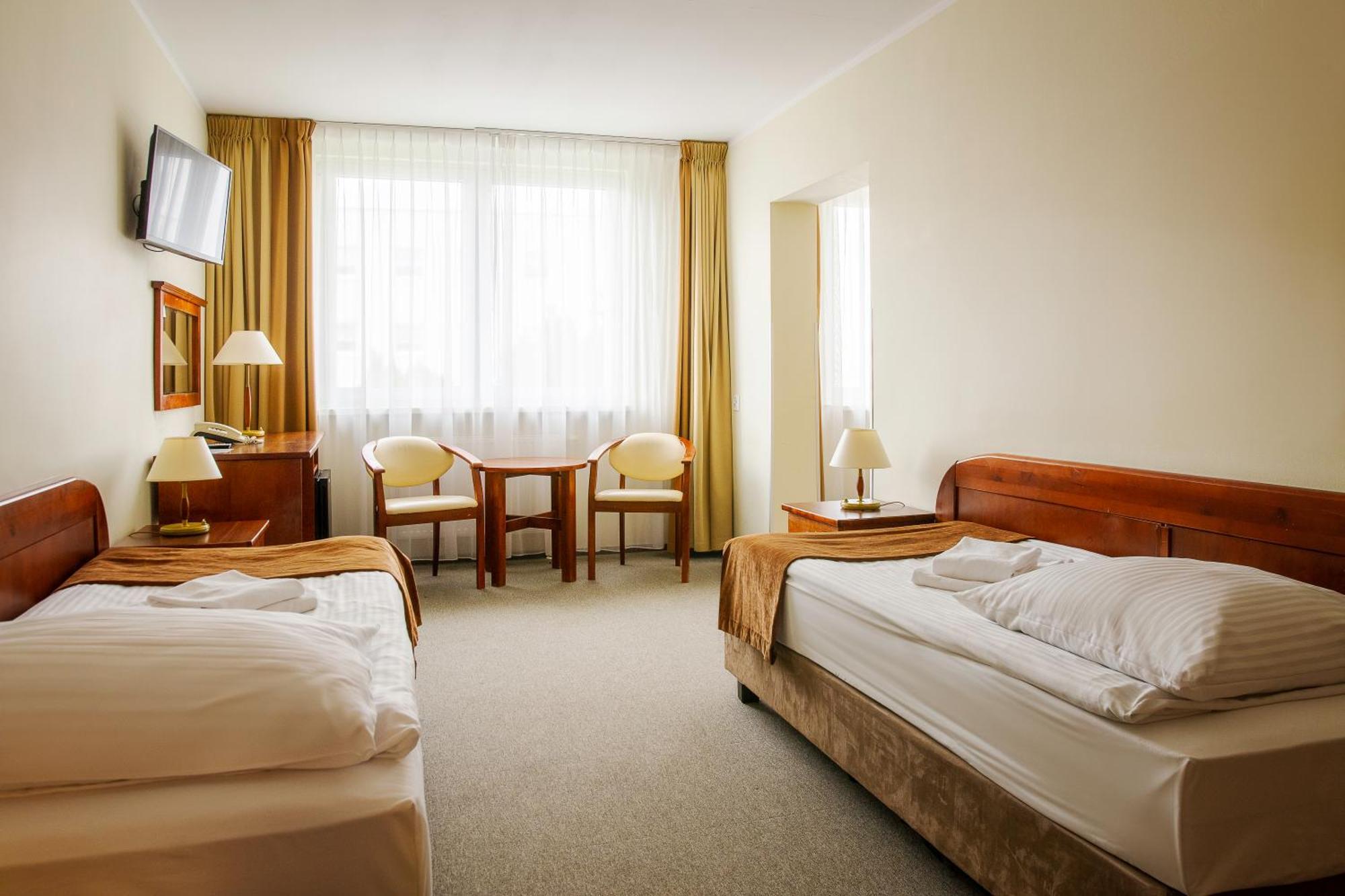 Hotel Zawisza ビィドゴシュチュ エクステリア 写真