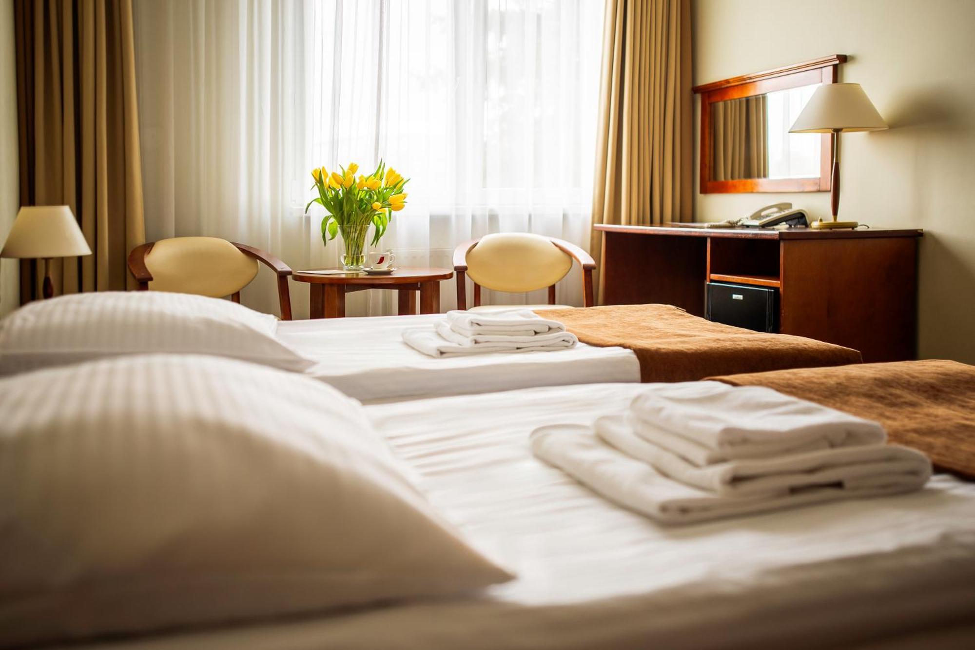 Hotel Zawisza ビィドゴシュチュ エクステリア 写真